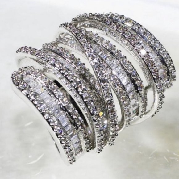 NEW 6.4 CT Silver Baguette Round Diamond Ring - Picture 4 of 9